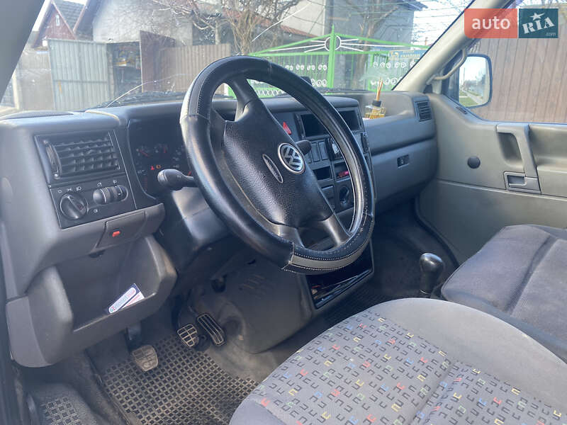 Минивэн Volkswagen Transporter 2002 в Овидиополе