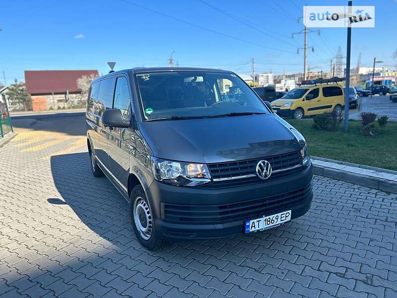 Мінівен Volkswagen Transporter 2016 в Івано-Франківську