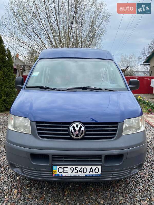 Минивэн Volkswagen Transporter 2004 в Черновцах