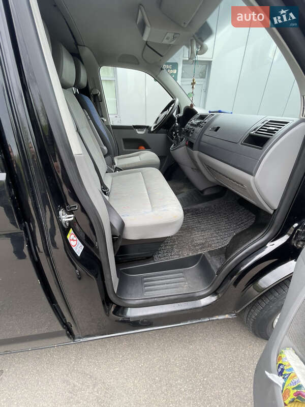 Минивэн Volkswagen Transporter 2007 в Любомле