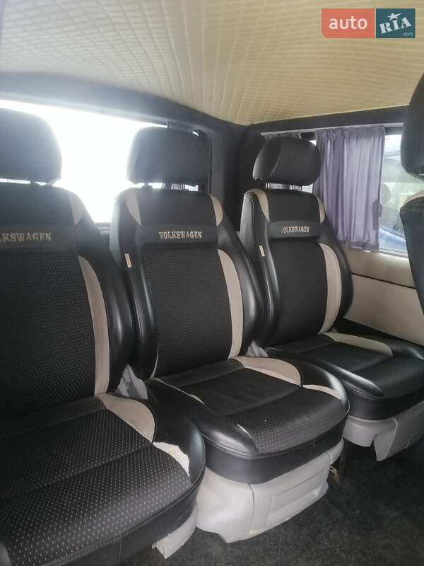 Минивэн Volkswagen Transporter 2004 в Рахове