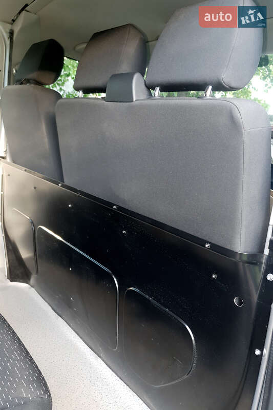 Минивэн Volkswagen Transporter 2017 в Смеле