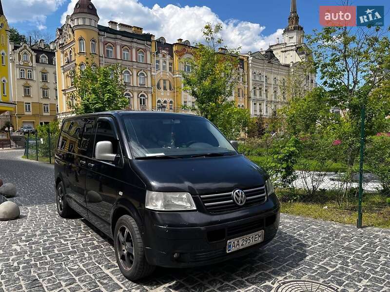 Минивэн Volkswagen Transporter 2005 в Киеве