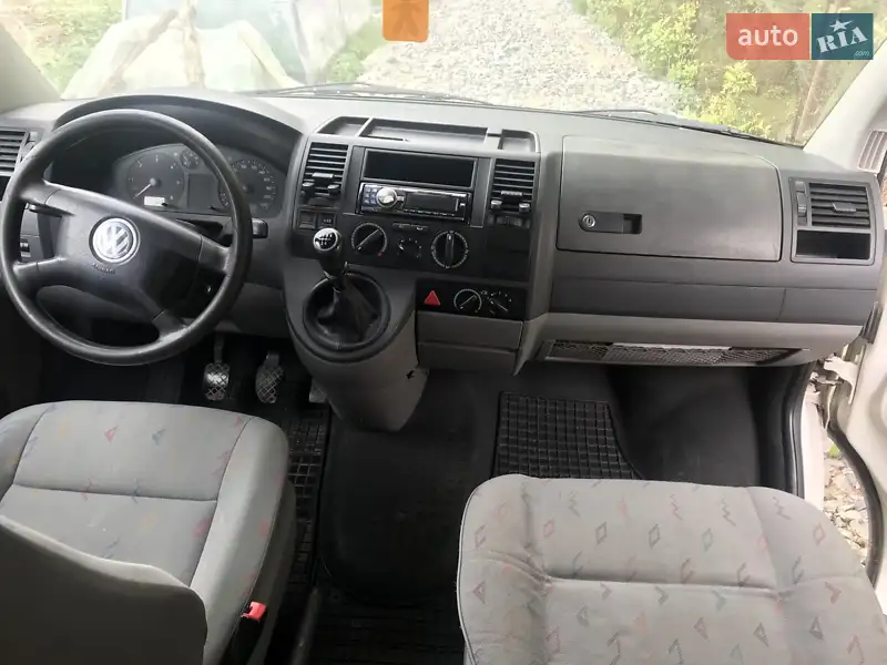 Минивэн Volkswagen Transporter 2005 в 