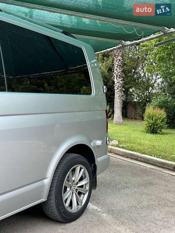Минивэн Volkswagen Transporter 2009 в Ивано-Франковске