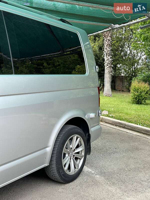 Минивэн Volkswagen Transporter 2009 в Ивано-Франковске