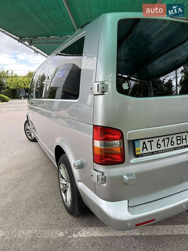 Минивэн Volkswagen Transporter 2009 в Ивано-Франковске