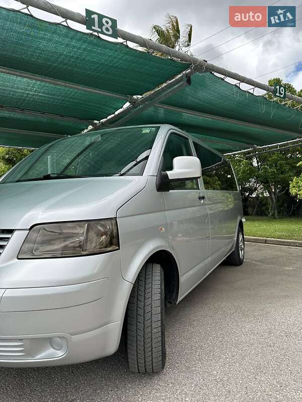 Минивэн Volkswagen Transporter 2009 в Ивано-Франковске