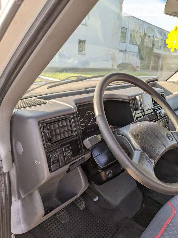 Минивэн Volkswagen Transporter 1993 в Ровно