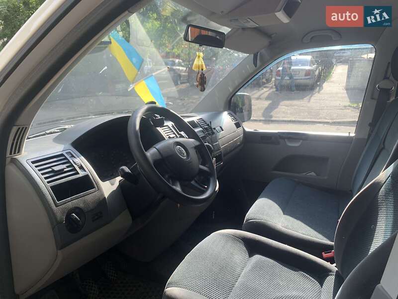 Минивэн Volkswagen Transporter 2008 в Киеве