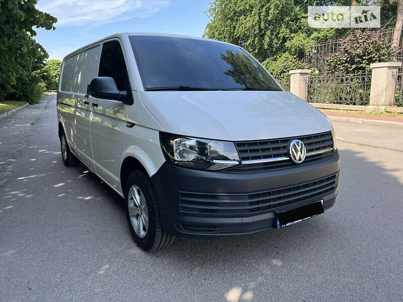 Грузовой фургон Volkswagen Transporter 2017 в Умани