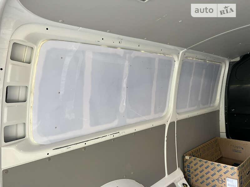 Грузовой фургон Volkswagen Transporter 2017 в Умани