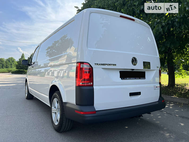 Грузовой фургон Volkswagen Transporter 2017 в Умани