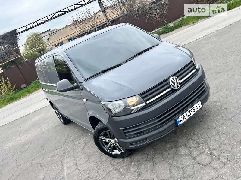 Вантажний фургон Volkswagen Transporter 2019 в Одесі
