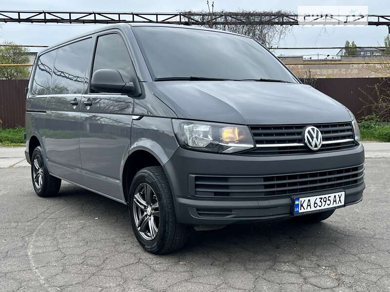 Вантажний фургон Volkswagen Transporter 2019 в Одесі