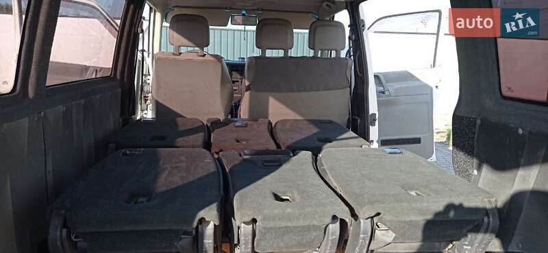 Минивэн Volkswagen Transporter 2000 в Луцке