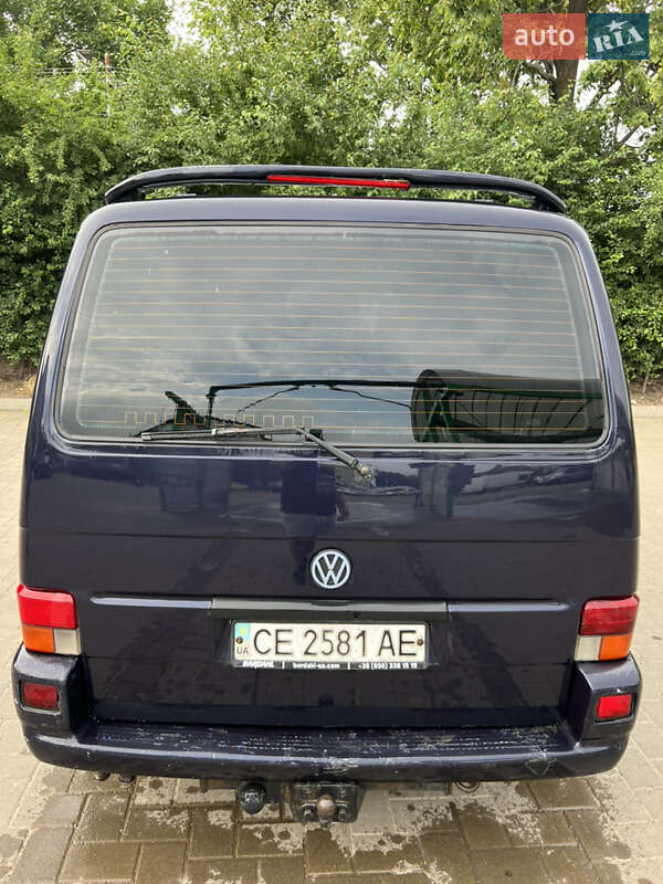 Минивэн Volkswagen Transporter 2003 в Глыбокой