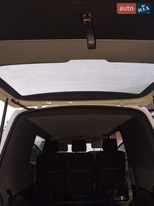 Мінівен Volkswagen Transporter 2004 в Івано-Франківську