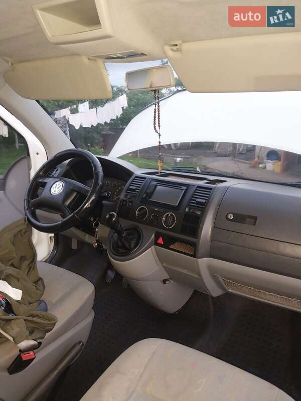 Мінівен Volkswagen Transporter 2004 в Івано-Франківську