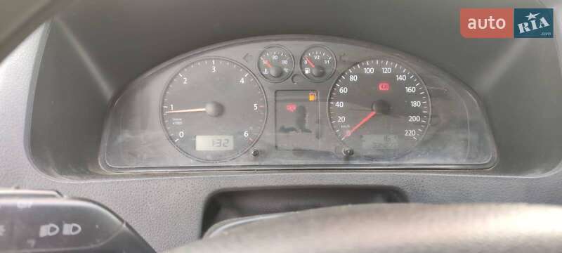 Минивэн Volkswagen Transporter 2007 в Воловце