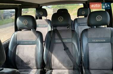Минивэн Volkswagen Transporter 2000 в 