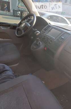 Вантажопасажирський фургон Volkswagen Transporter 2006 в 