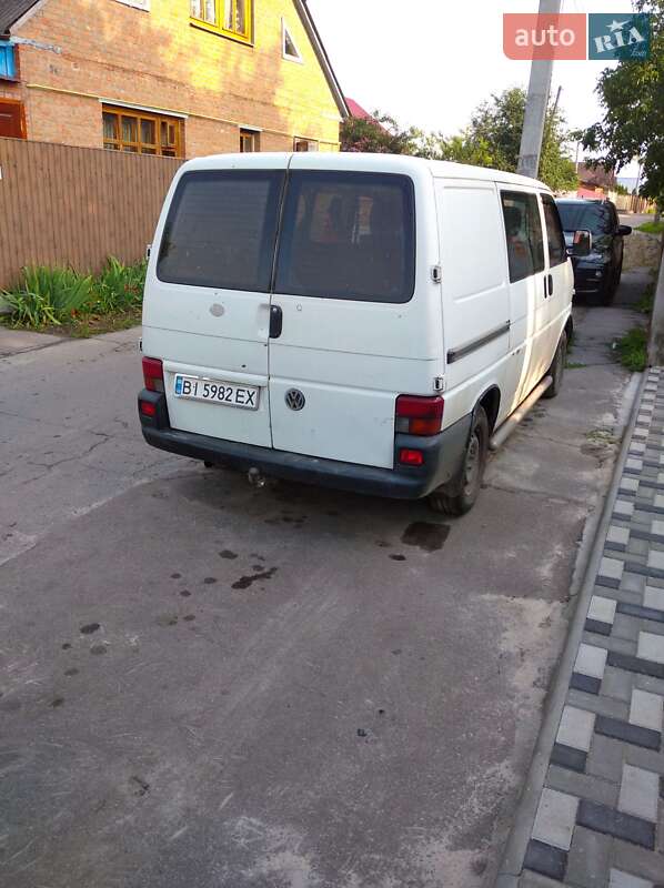 Минивэн Volkswagen Transporter 2001 в Лубнах