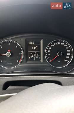 Микроавтобус Volkswagen Transporter 2015 в 