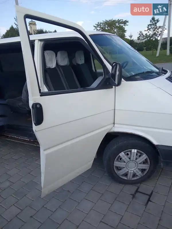 Volkswagen Transporter 1996 VIN WV1ZZZ70ZTH058936 фото оголошення 4 з 32