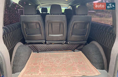 Минивэн Volkswagen Transporter 2010 в 