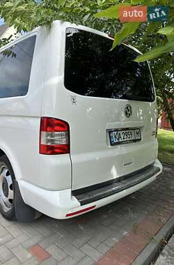 Минивэн Volkswagen Transporter 2015 в Киеве