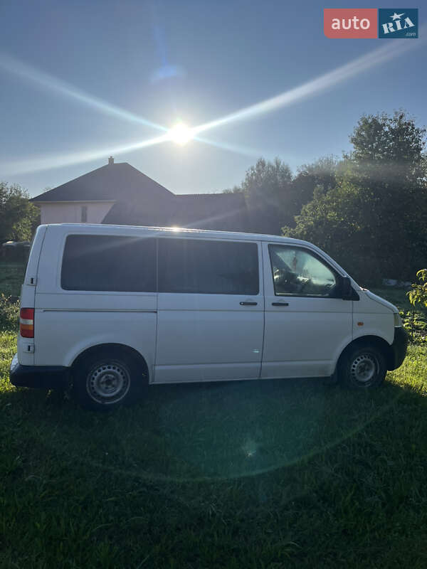 Минивэн Volkswagen Transporter 2008 в Тячеве