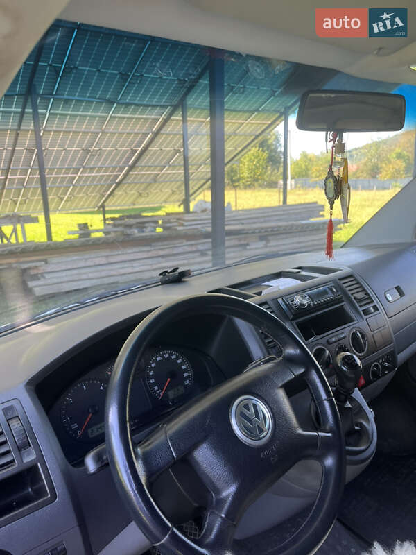 Минивэн Volkswagen Transporter 2008 в Тячеве