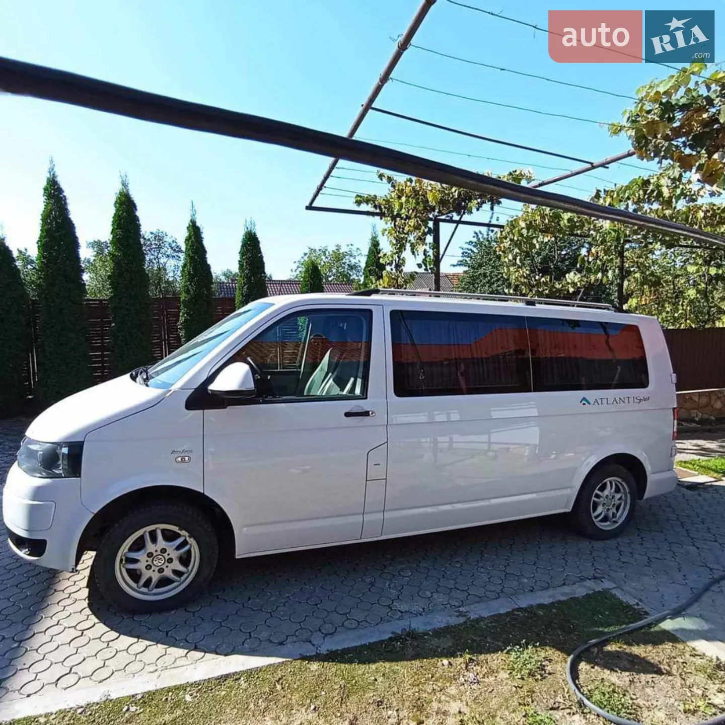 2010 Volkswagen Transporter - мініатюра 2