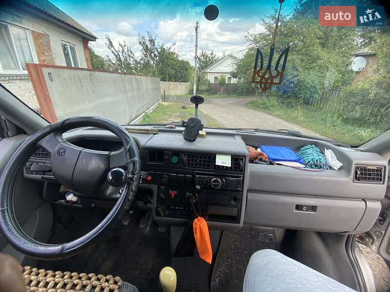 Минивэн Volkswagen Transporter 1993 в Нежине