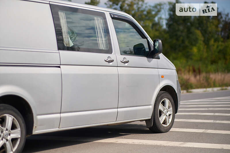Минивэн Volkswagen Transporter 2007 в Хмельницком