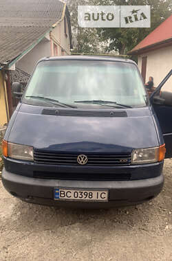 Минивэн Volkswagen Transporter 2002 в Мостиске