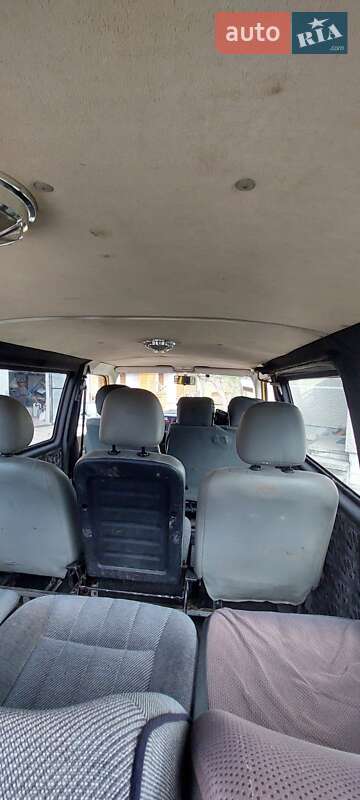 Минивэн Volkswagen Transporter 1999 в Косове