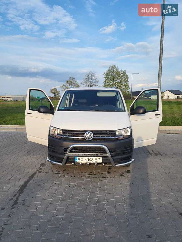 Минивэн Volkswagen Transporter 2018 в Луцке