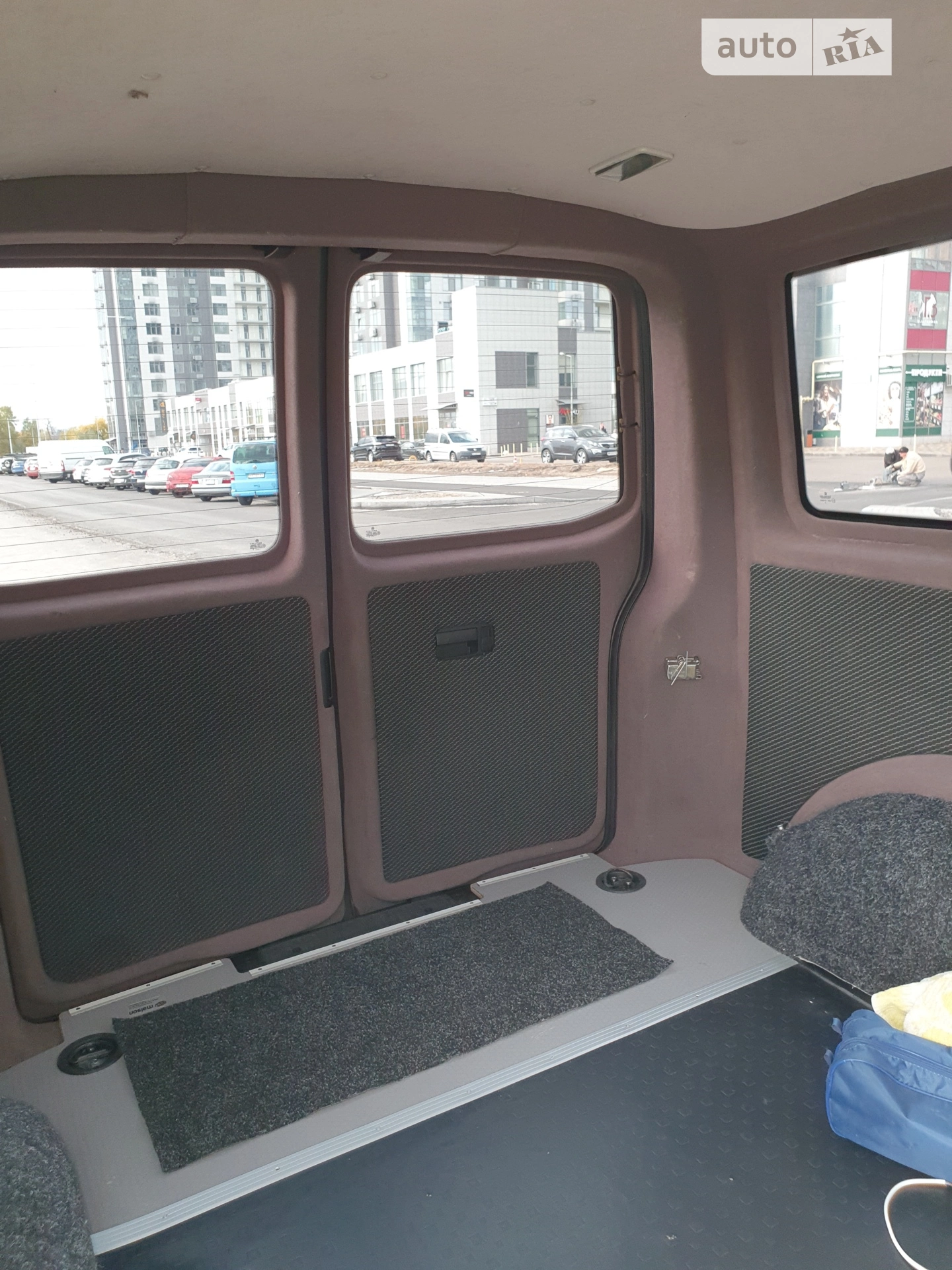 2015 Volkswagen Transporter - мініатюра 27