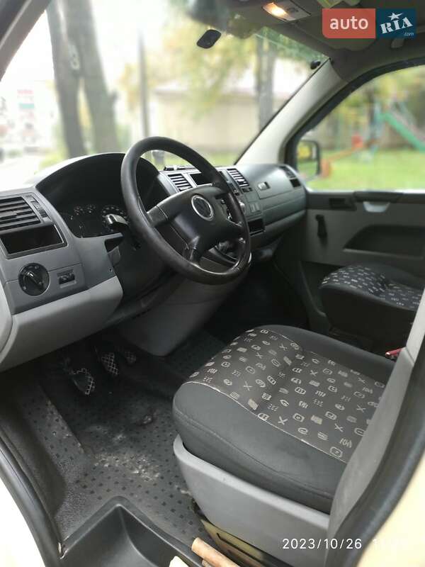 Минивэн Volkswagen Transporter 2007 в Луцке