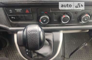 Грузовой фургон Volkswagen Transporter 2015 в 