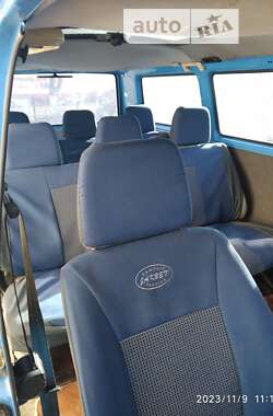 Минивэн Volkswagen Transporter 1988 в 