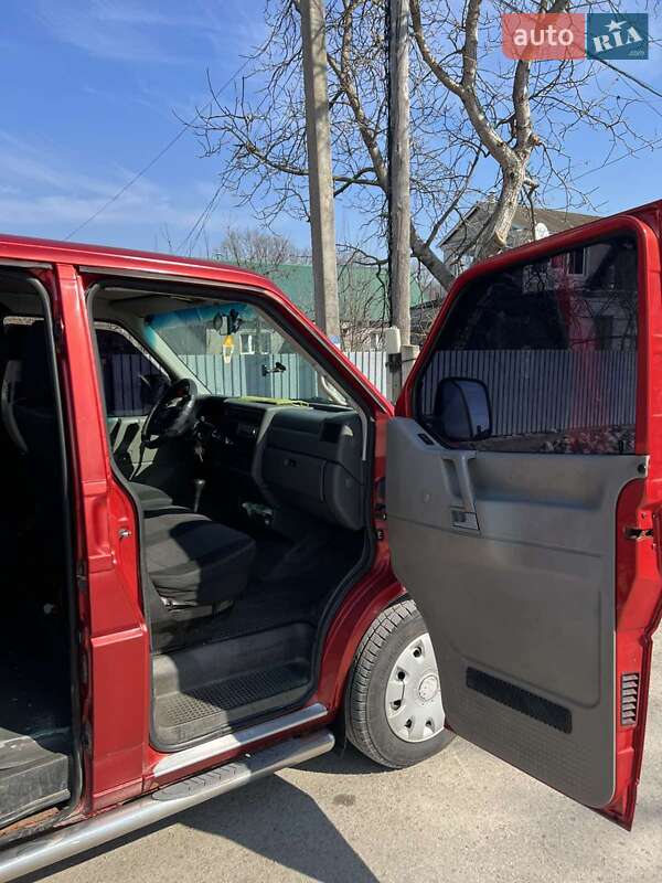 Минивэн Volkswagen Transporter 1999 в Каменец-Подольском