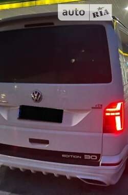 Минивэн Volkswagen Transporter 2015 в Харькове