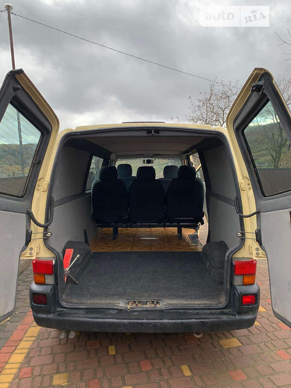 Минивэн Volkswagen Transporter 2001 в Коломые