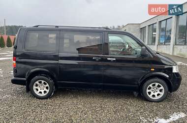 Минивэн Volkswagen Transporter 2005 в Тячеве