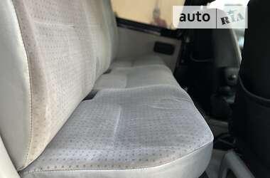 Минивэн Volkswagen Transporter 2000 в 