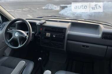 Минивэн Volkswagen Transporter 2000 в 