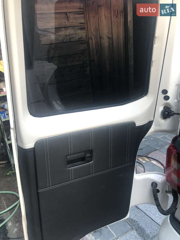 Минивэн Volkswagen Transporter 2018 в Киеве